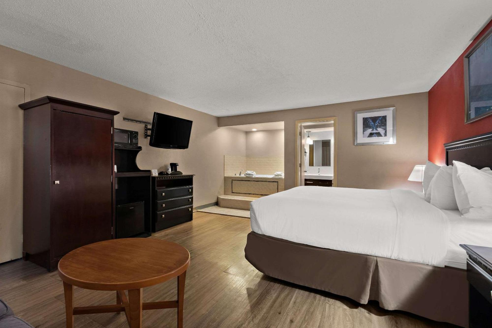 Quality Inn Wayne - Fairfield Area Eksteriør bilde